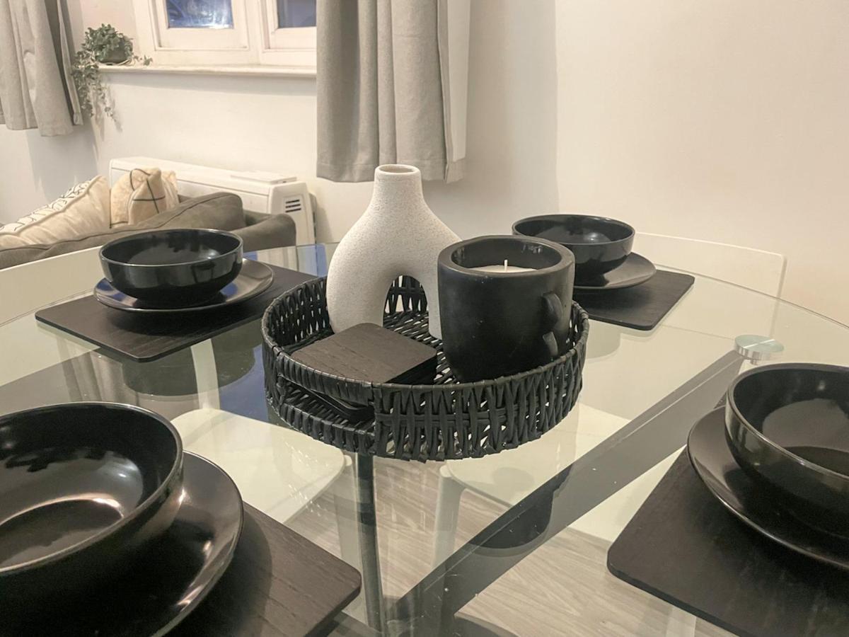 Brighton City Centre 2Br Apartment - Perfect For Contractors, Families & Groups - Free Parking & Walk To Beach Bagian luar foto