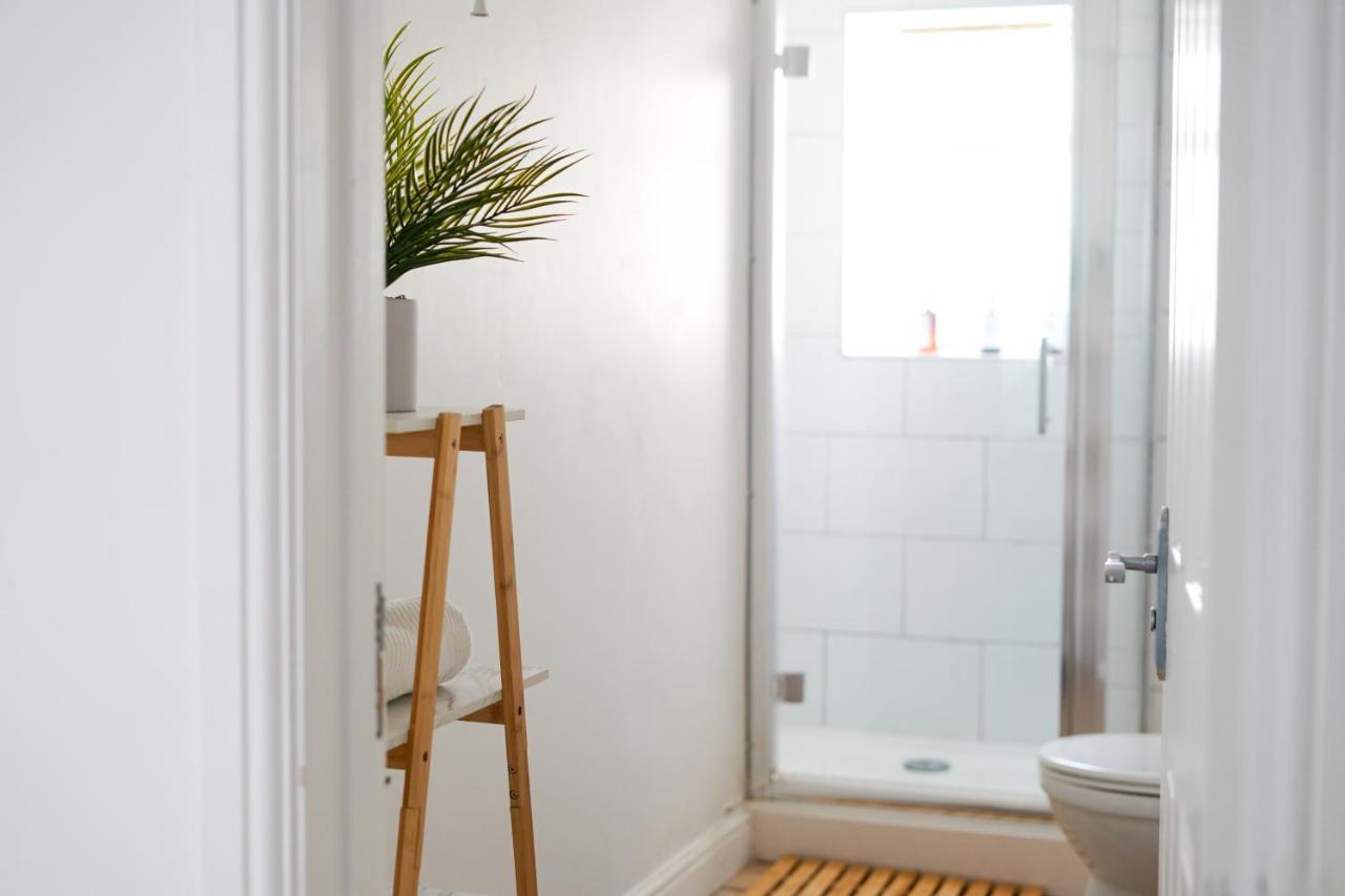 Brighton City Centre 2Br Apartment - Perfect For Contractors, Families & Groups - Free Parking & Walk To Beach Bagian luar foto